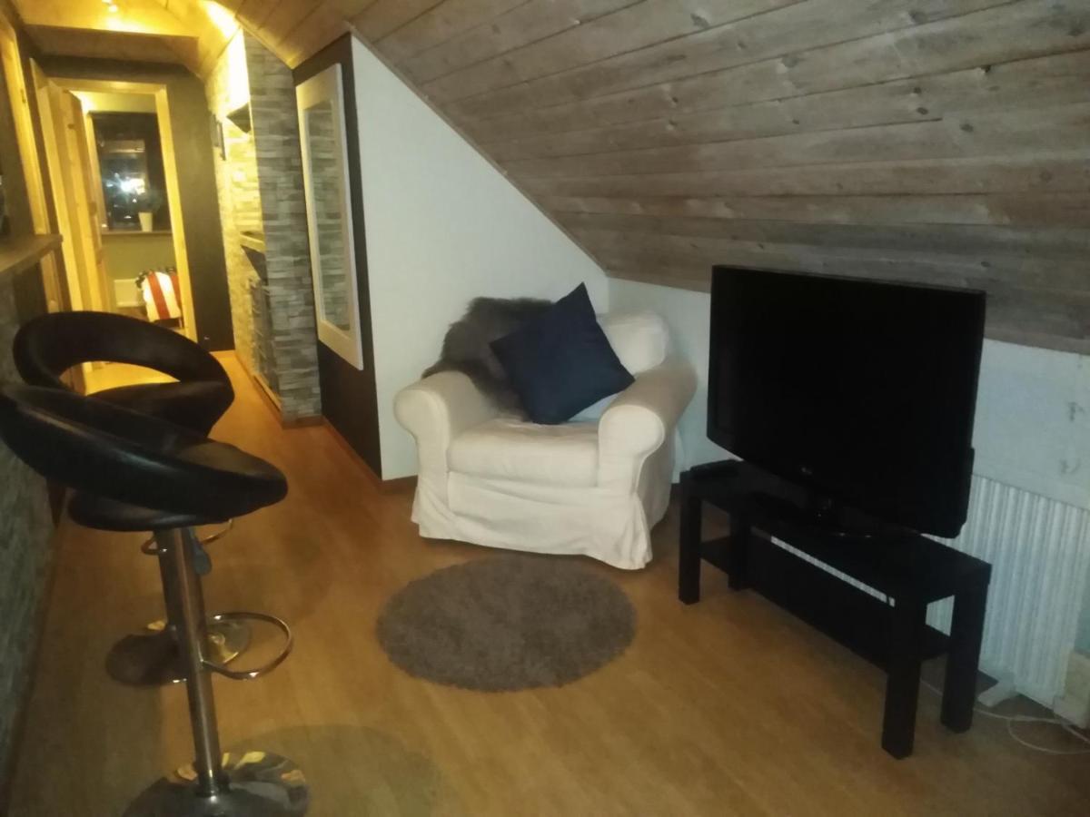 Roliga Semestrar I Ahus! Luaran gambar