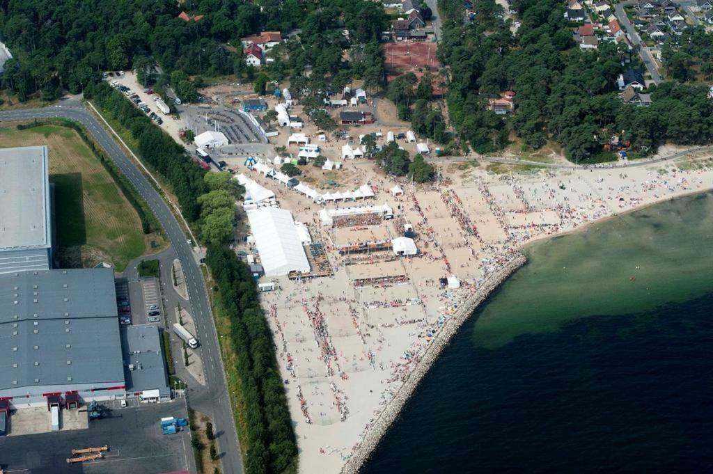 Roliga Semestrar I Ahus! Luaran gambar